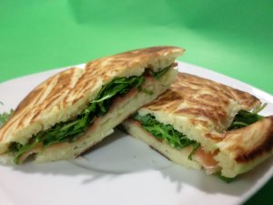 schiacciata CON LIEVITO MADRE E KEFIR tagliata foto testata